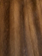 Pelliccia di visone marrone